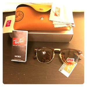 Ray-Ban clubmaster tortoise shell